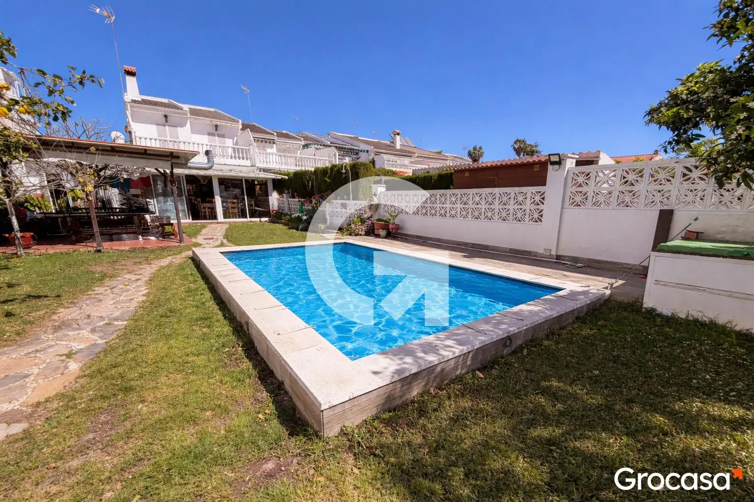 Piscina de Casa o chalet en venta en Rincón de la Victoria con Aire acondicionado, Jardín privado y Terraza