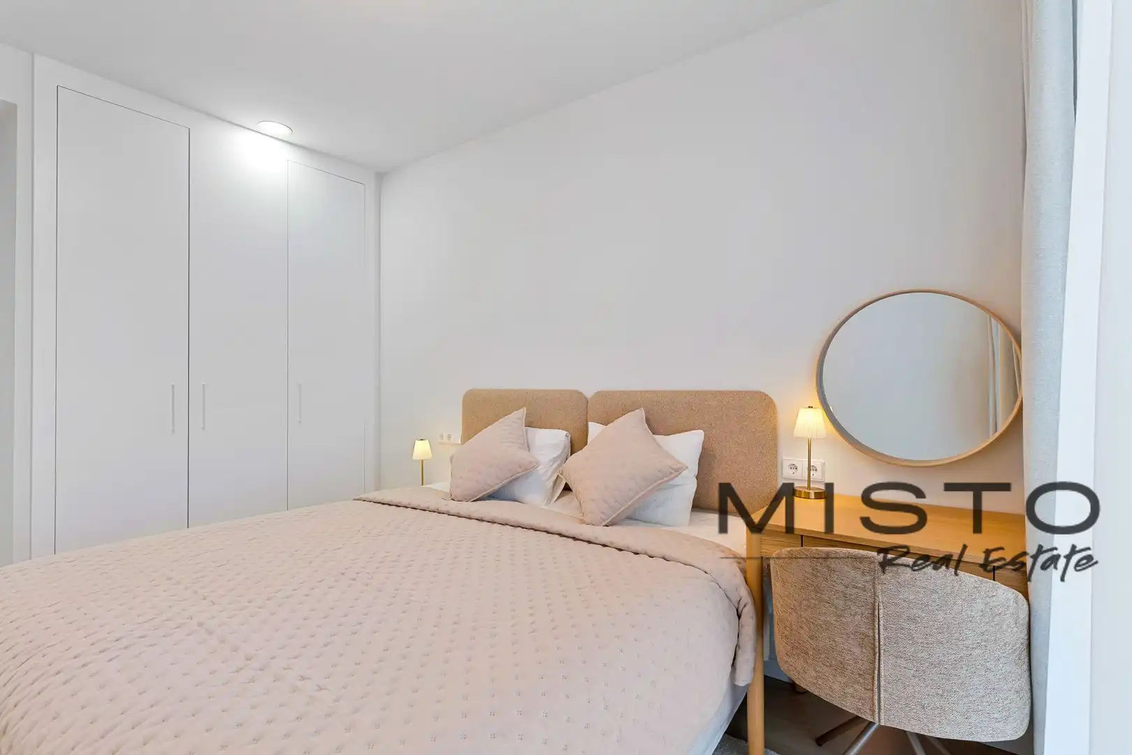 Bedroom of Flat for rent in Nueva Andalucía