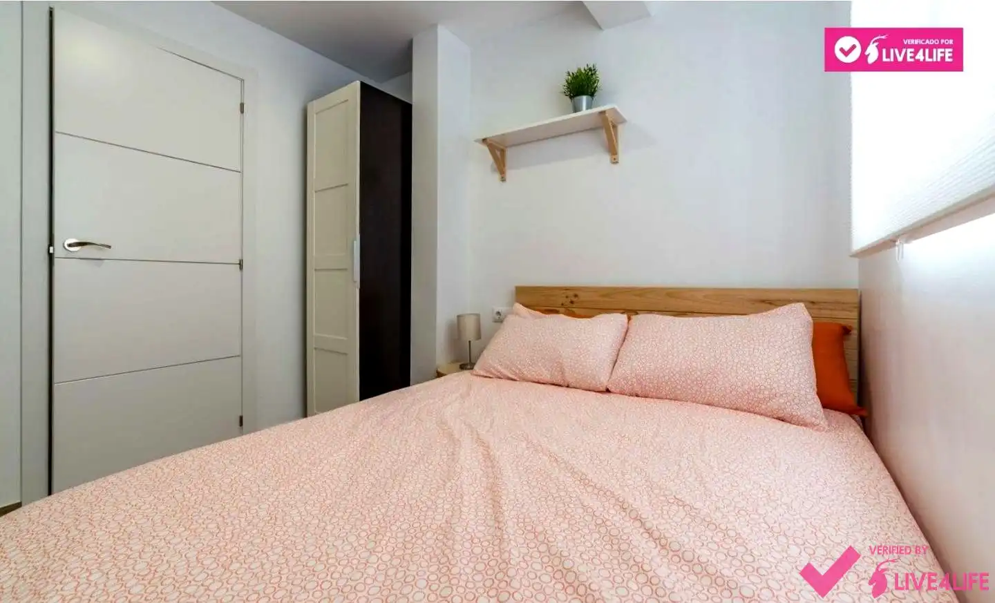 Bedroom of Flat for rent in Valencia  with Furnished