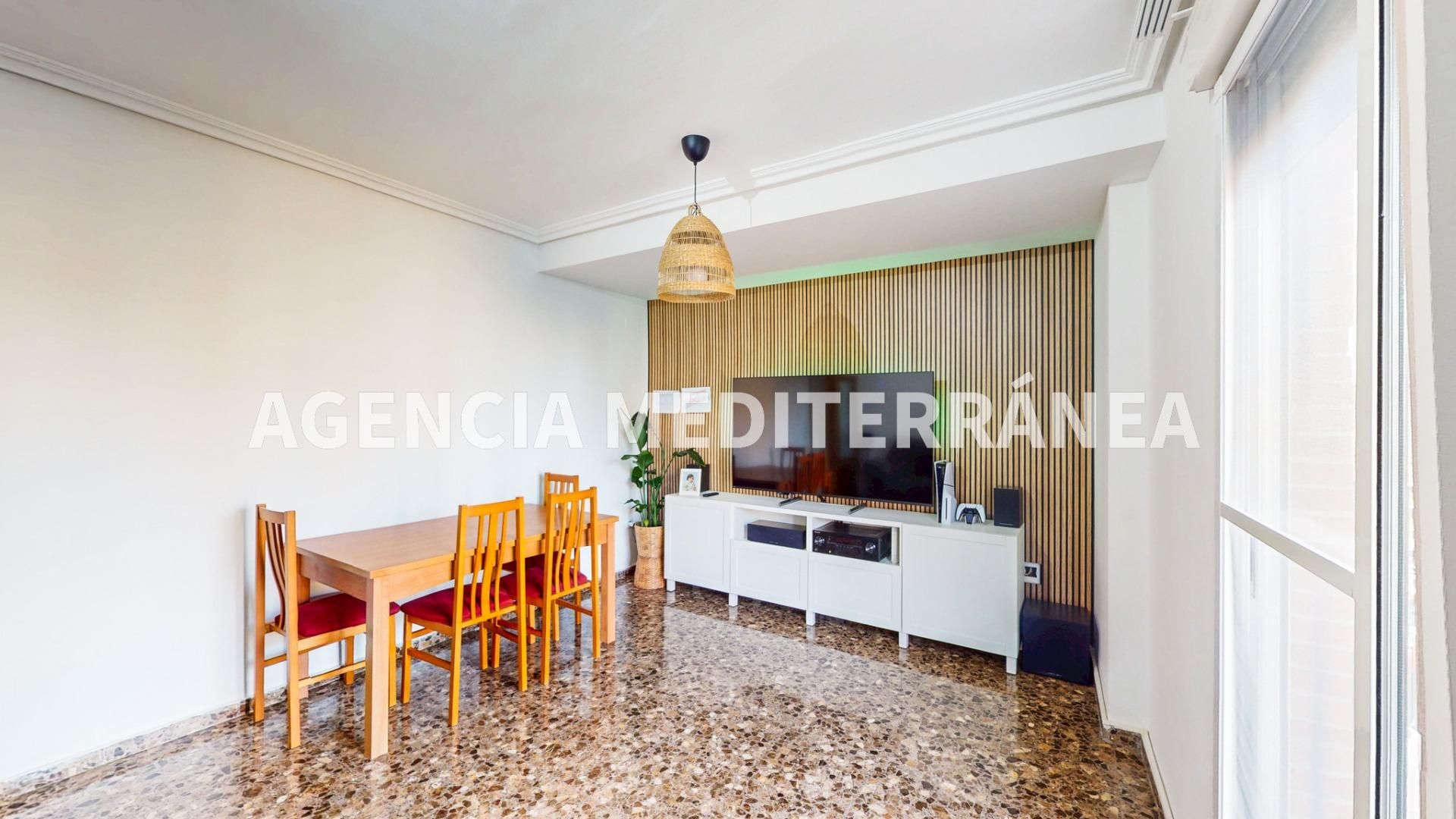 Dining room of Flat for sale in  Valencia Capital  with Air Conditioner, Storage room and Balcony