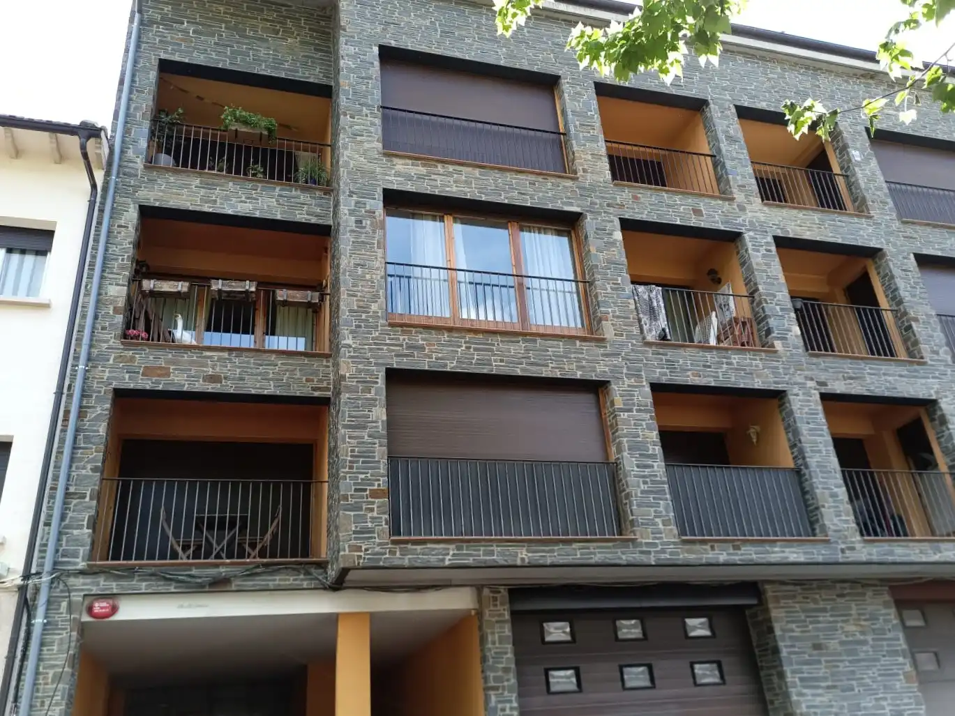 Vista exterior de Piso en venta en Guardiola de Berguedà