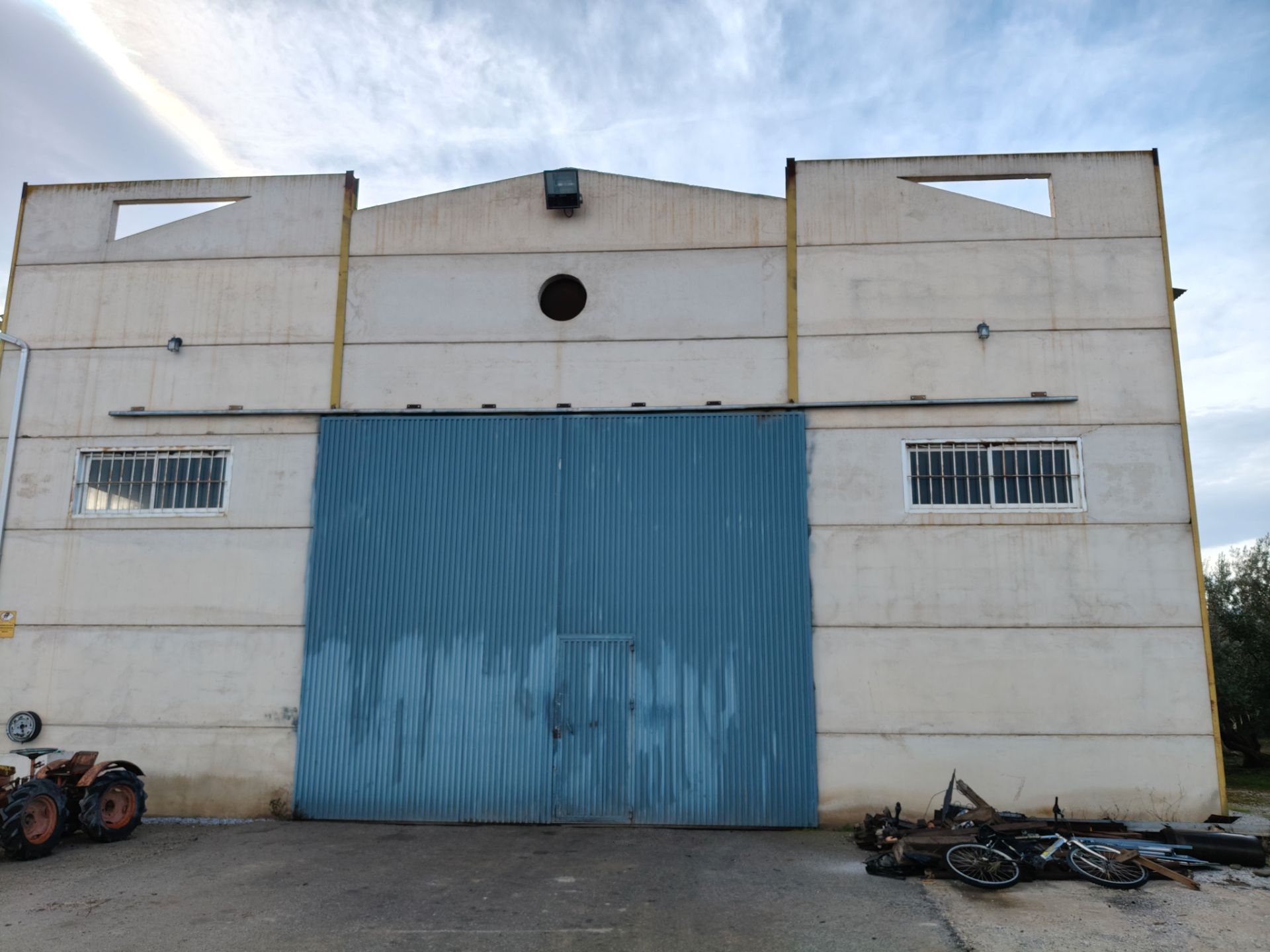 Exterior view of Industrial buildings for sale in Baza