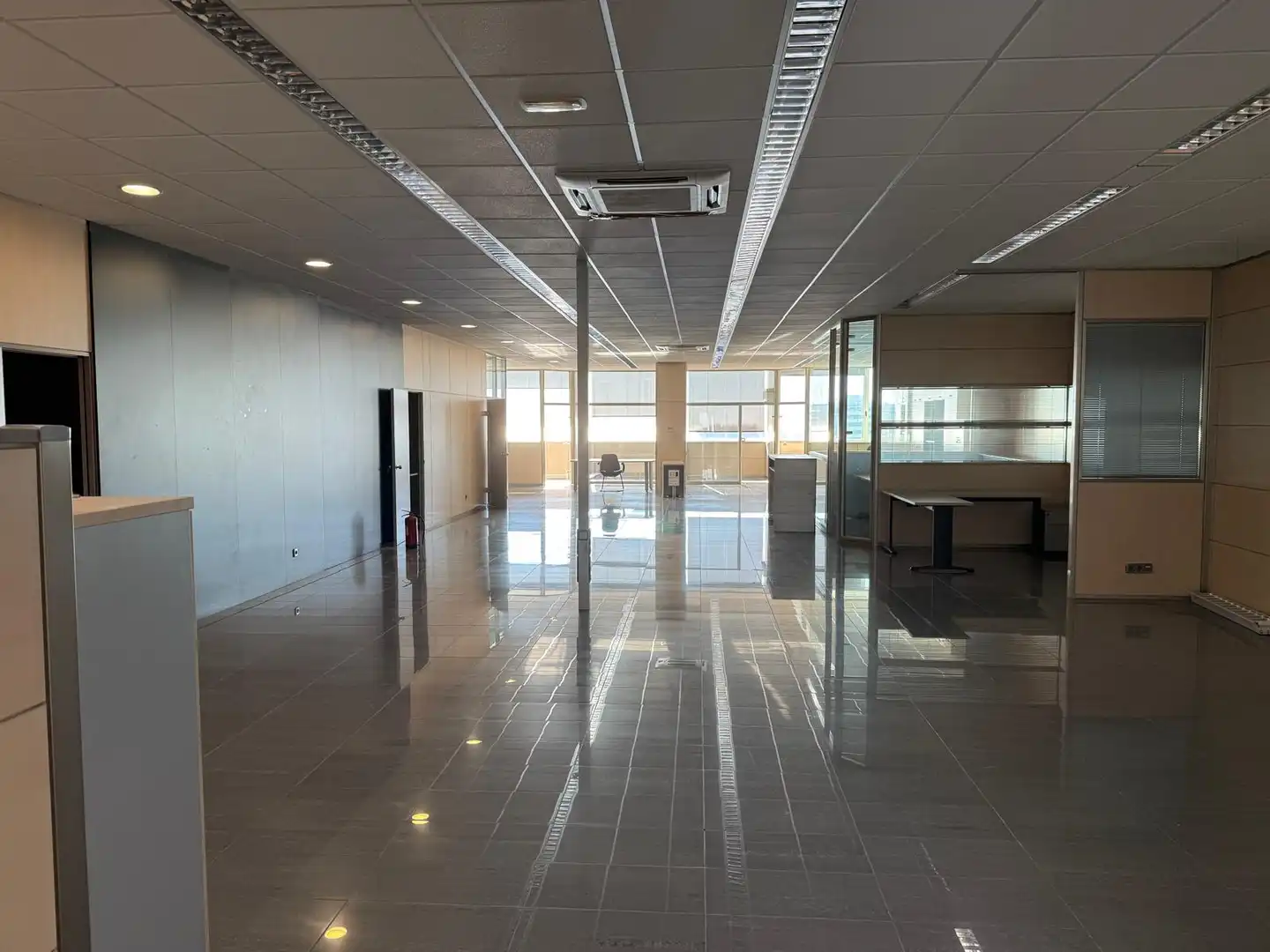 Nave industrielle avec ascenseur à louer à Canyet - Pomar, imagen 6