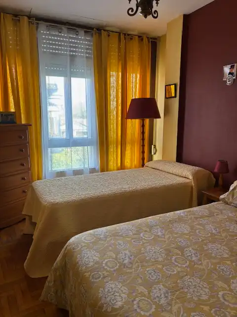 Dormitori de Dúplex en venda en Ferrol amb Calefacció, Parquet i Terrassa