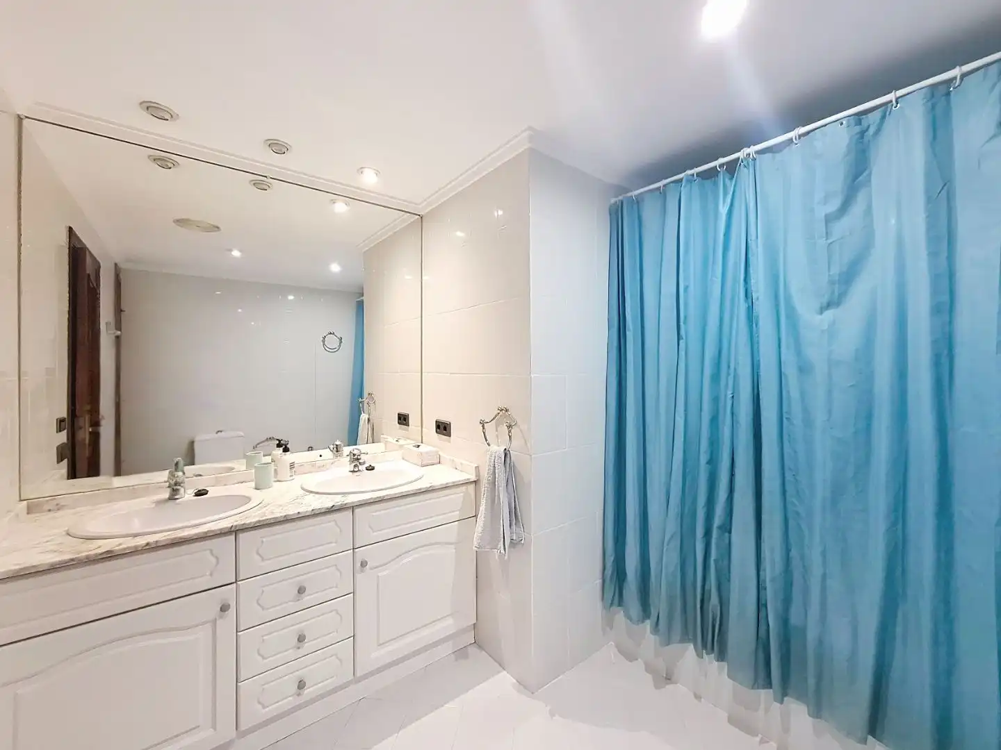 Bathroom of Flat for rent in Centro  