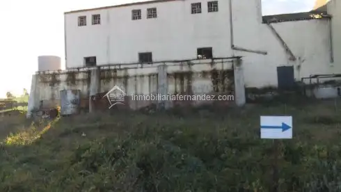 Fabrikhallen zur Miete in Cáceres