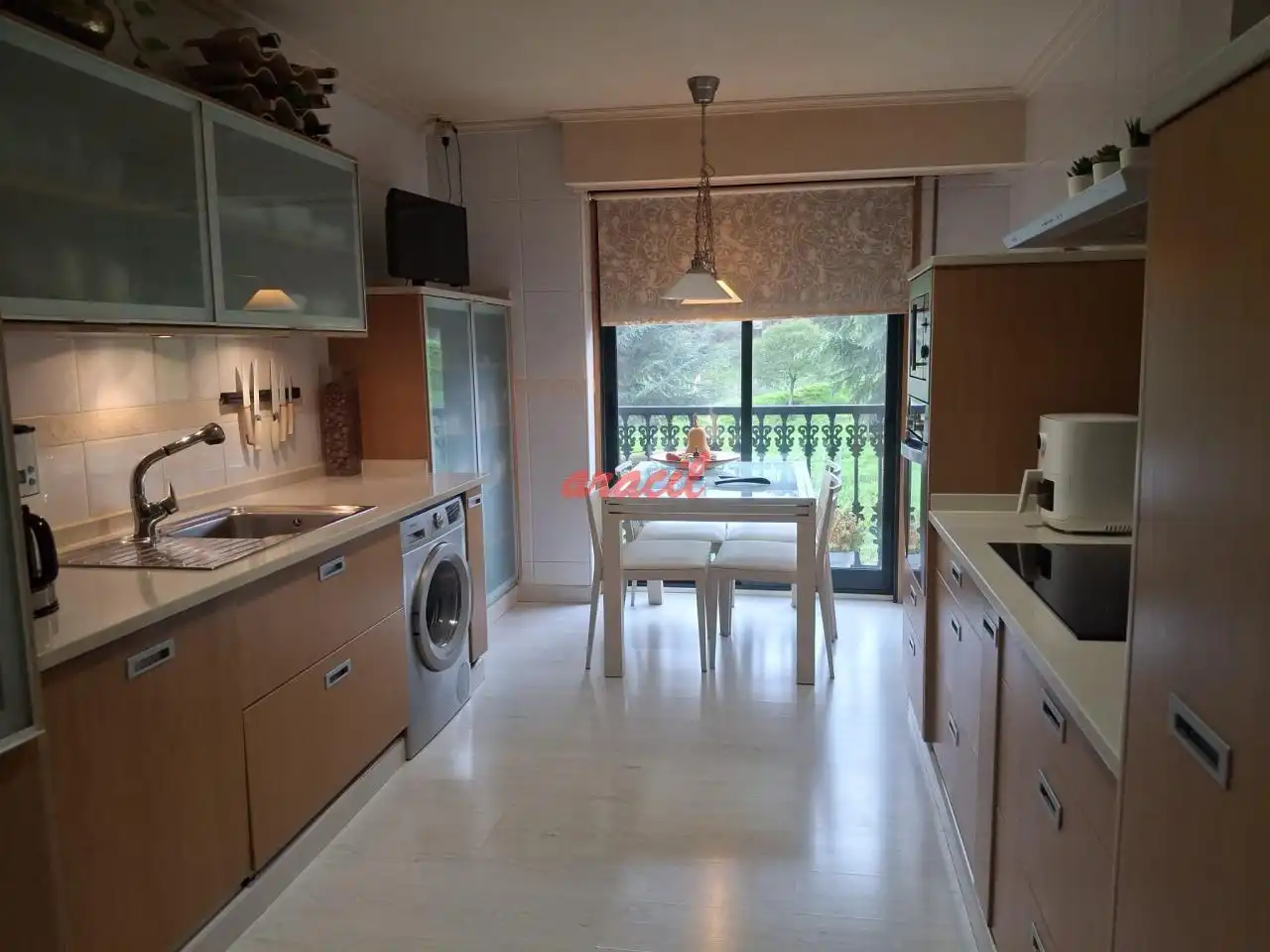 Cocina de Dúplex en venta en Ourense Capital  con Calefacción y Amueblado