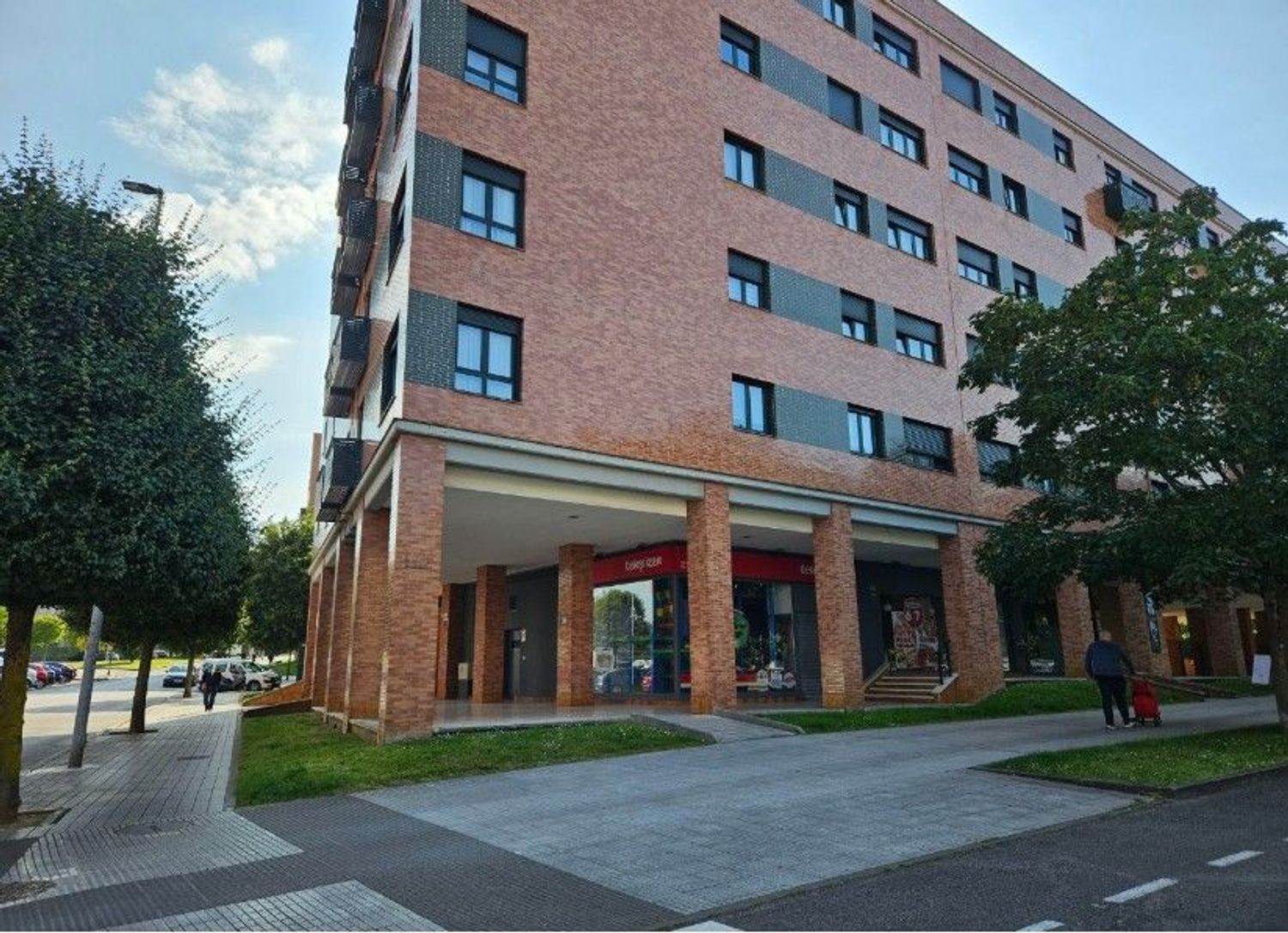 Vista exterior de Garaje en venta en Gijón 