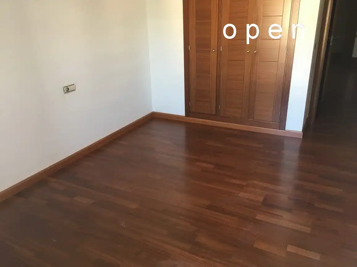 Flat for rent in Tablero Bajo - Arruzafilla