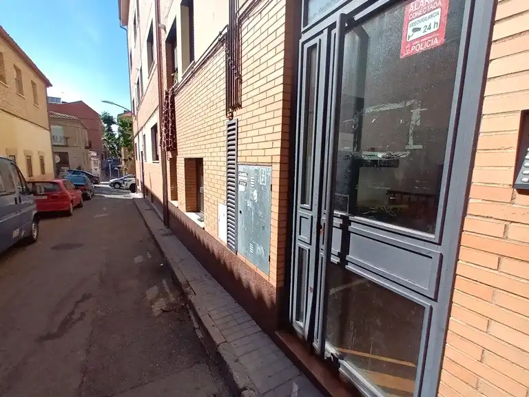 Vista exterior de Piso en venta en Toledo con Trastero