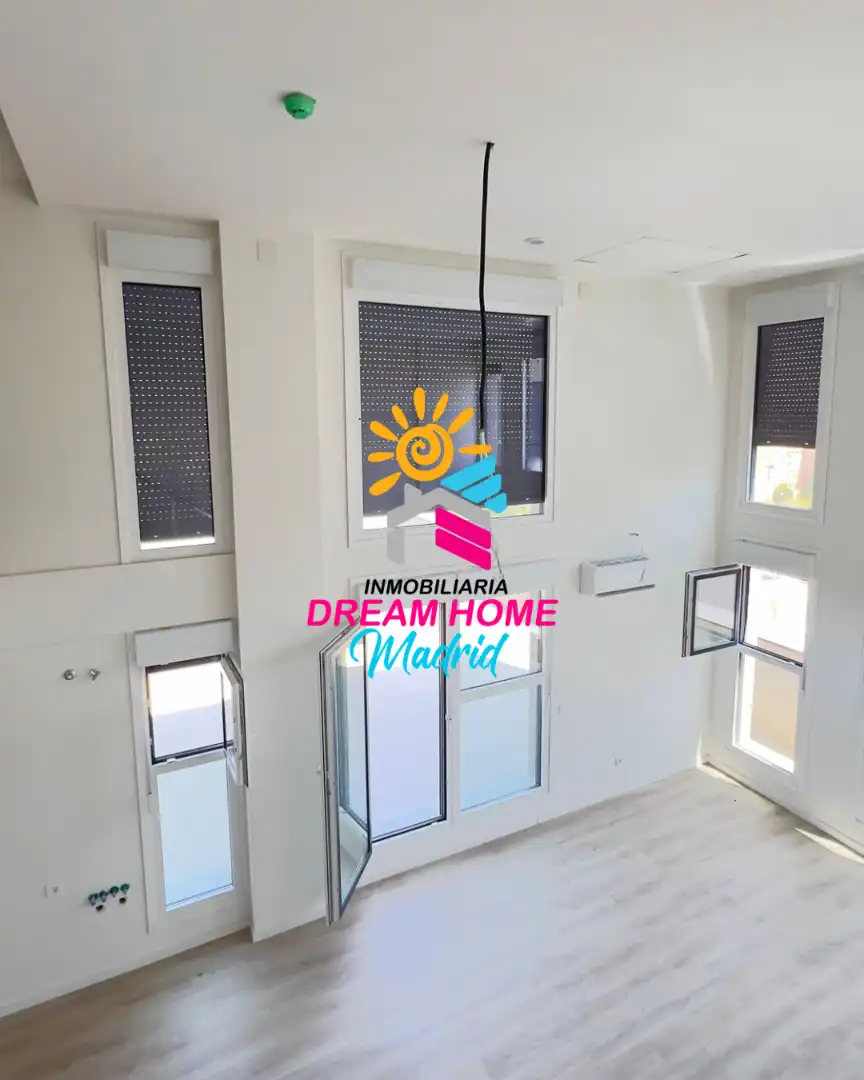 Loft con piscina en venta en Calle Laguna del Marquesado, imagen 4