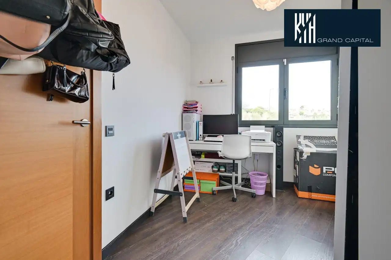 Flat for sale in Malgrat de Mar  with Air Conditioner, Heating and Balcony