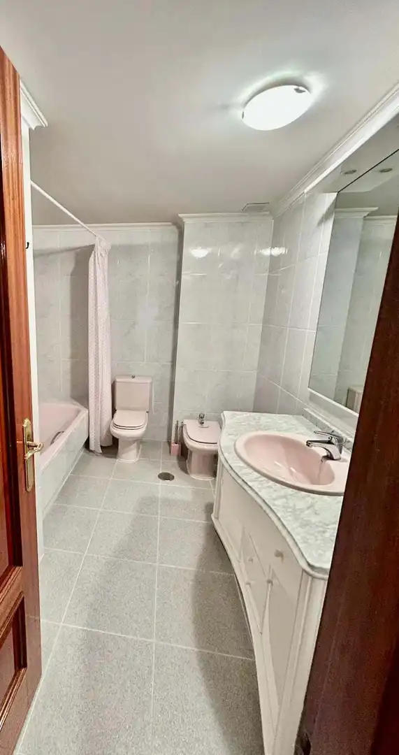 Bathroom of Flat for sale in La Bañeza   with Heating and Terrace