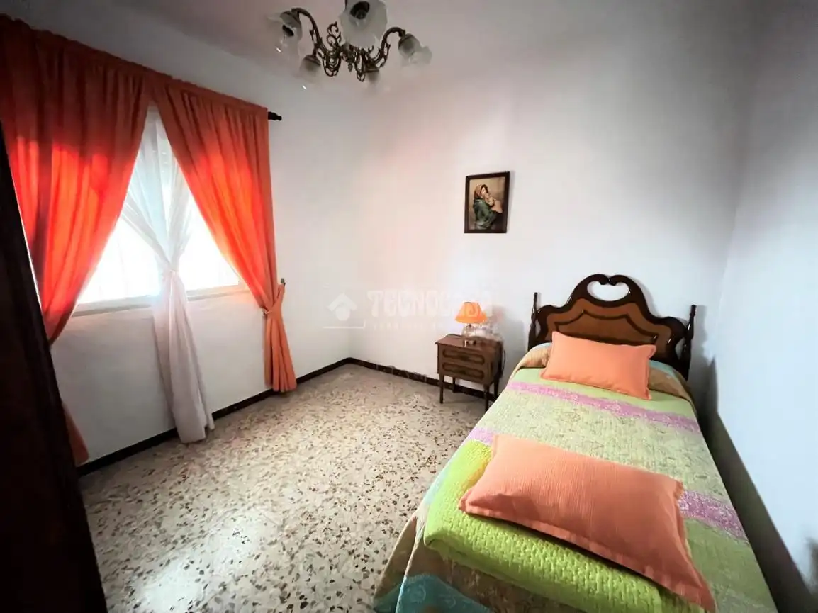 Bedroom of Detached homes for sale in San Fernando  with Air Conditioner, Balcony and Alarm
