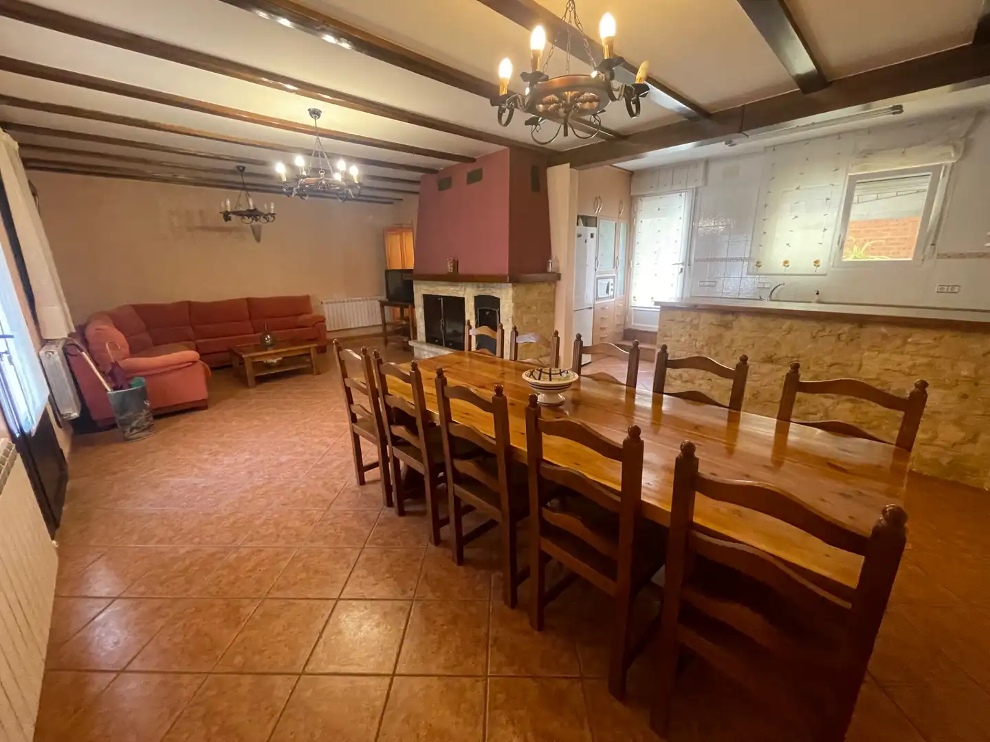 Menjador de Casa adosada en venda en Bergasa amb Aire condicionat, Calefacció i Jardí privat
