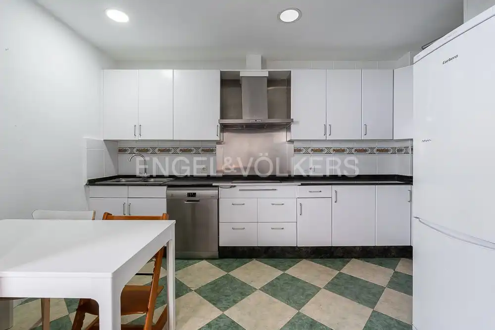 Cocina de Casa o chalet en venta en Valencia con Aire acondicionado, Calefacción y Trastero