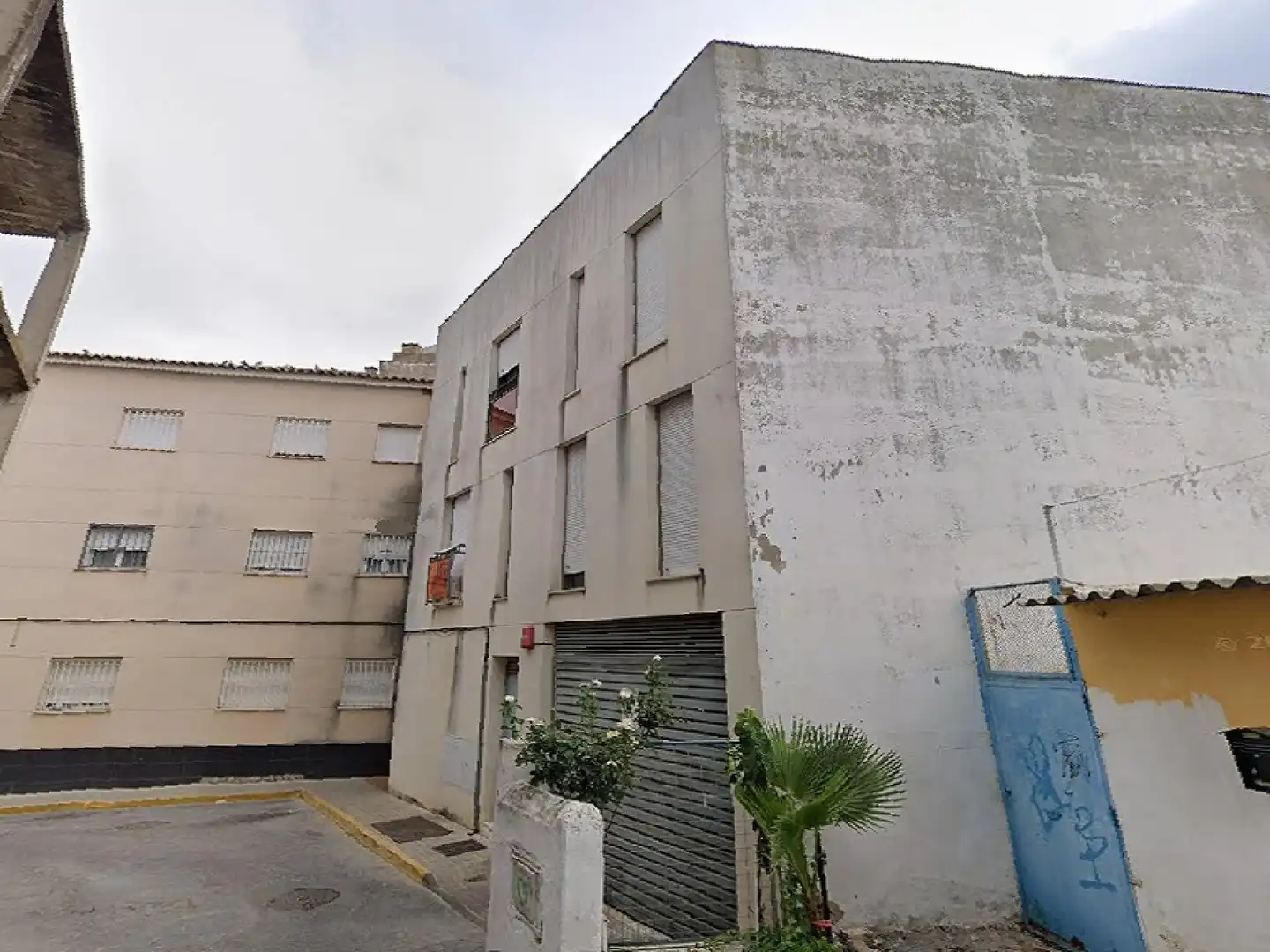 Vista exterior de Piso en venta en La Algaba