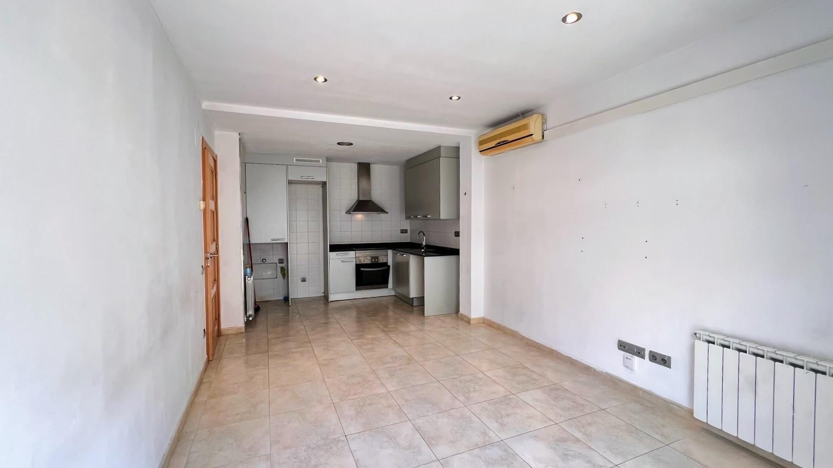 Kitchen of Flat for sale in Manresa  with Air Conditioner, Heating and Terrace