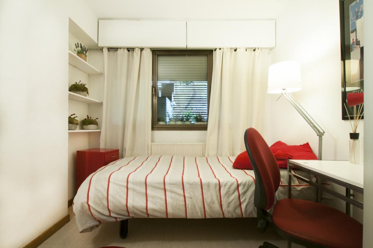 Bedroom of Apartment to share in  Madrid Capital  with Heating, Furnished and Oven