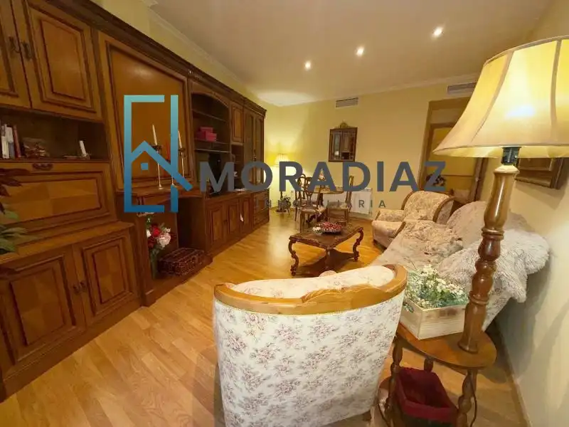 Sala de estar de Piso en venta en Don Benito con Calefacción, Parquet y Trastero