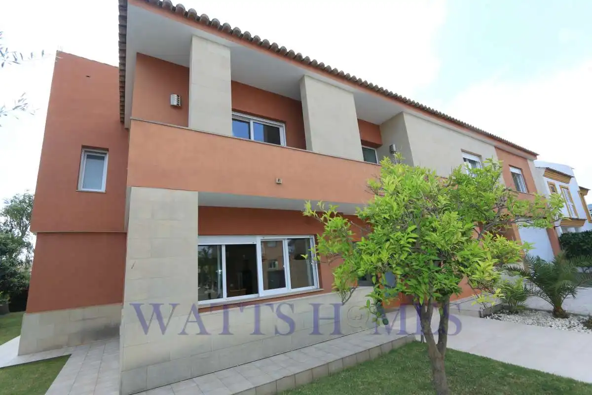 Vista exterior de Casa o chalet en venta en L'Eliana