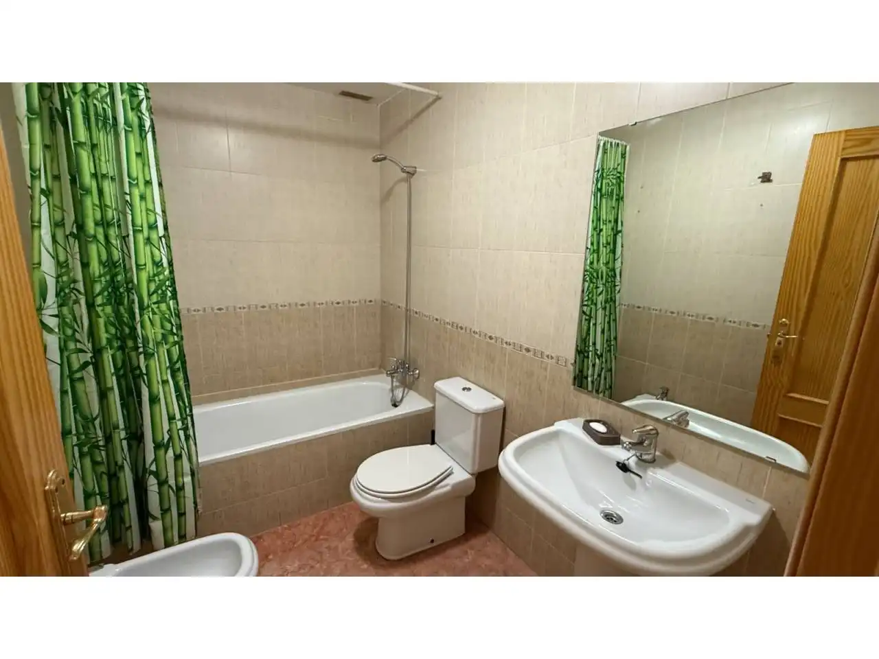Badezimmer von Wohnung zur Miete in Archena mit Möbliert