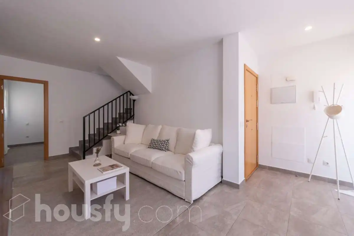 Maisonette zur Miete in Carretera Navalpino, Los Cigarrales-La Bastida