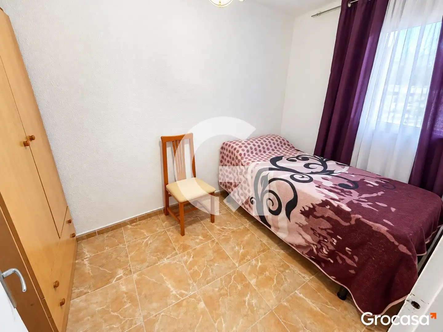 Piso con terraza en venta en CL OLOT, imagen 15