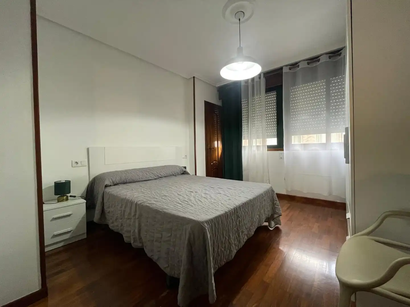 Dormitori de Apartament en venda en Ferrol amb Traster, Forn i Rentadora