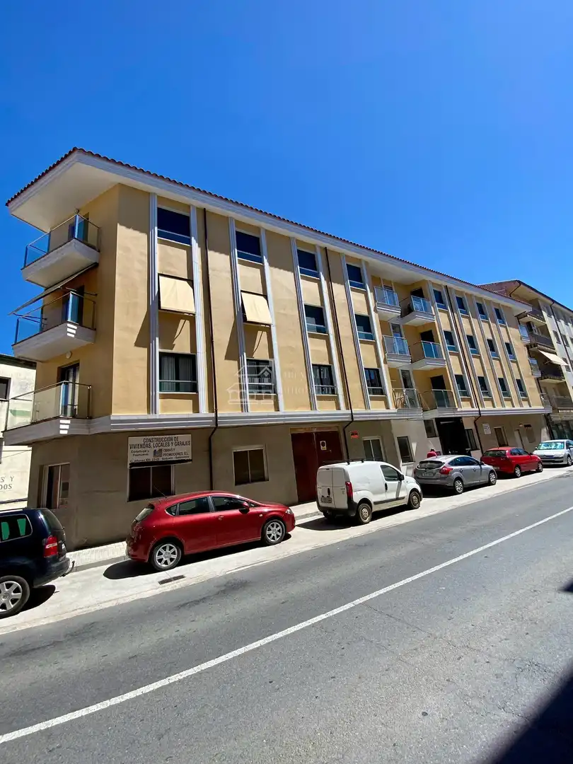 Local comercial en venda a Guijuelo