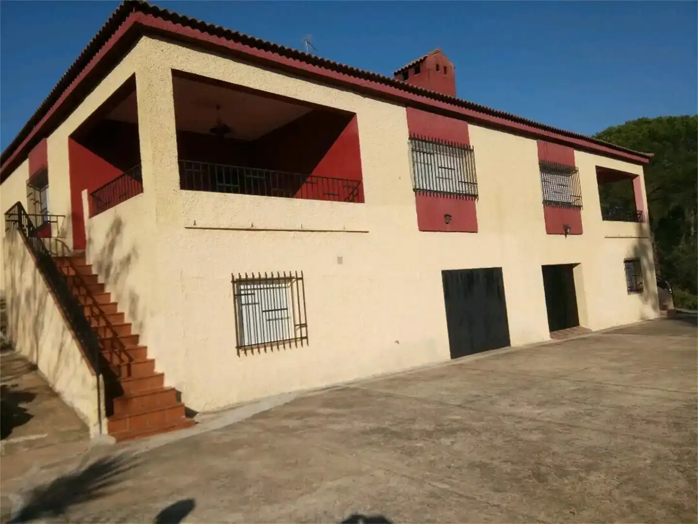 Vista exterior de Casa o chalet en venta en Beas con Balcón