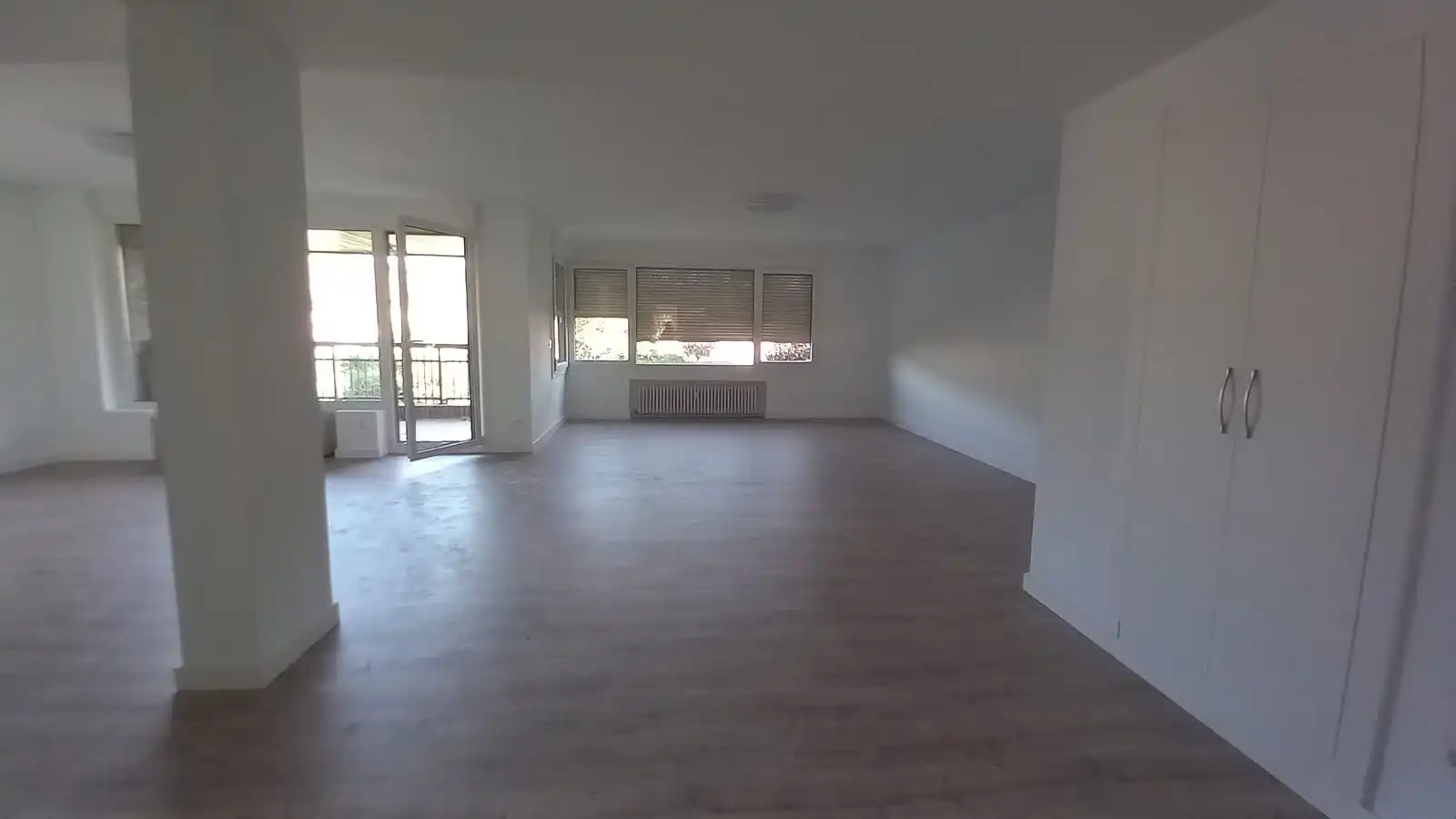 Sala de estar de Piso de alquiler en Zaragoza con Aire acondicionado, Calefacción y Parquet