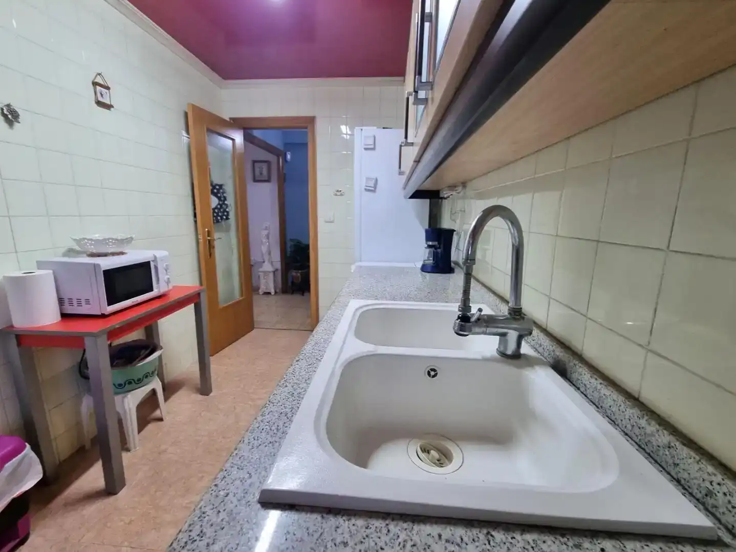 Kitchen of Flat for rent in  Valencia Capital  with Air Conditioner and Balcony