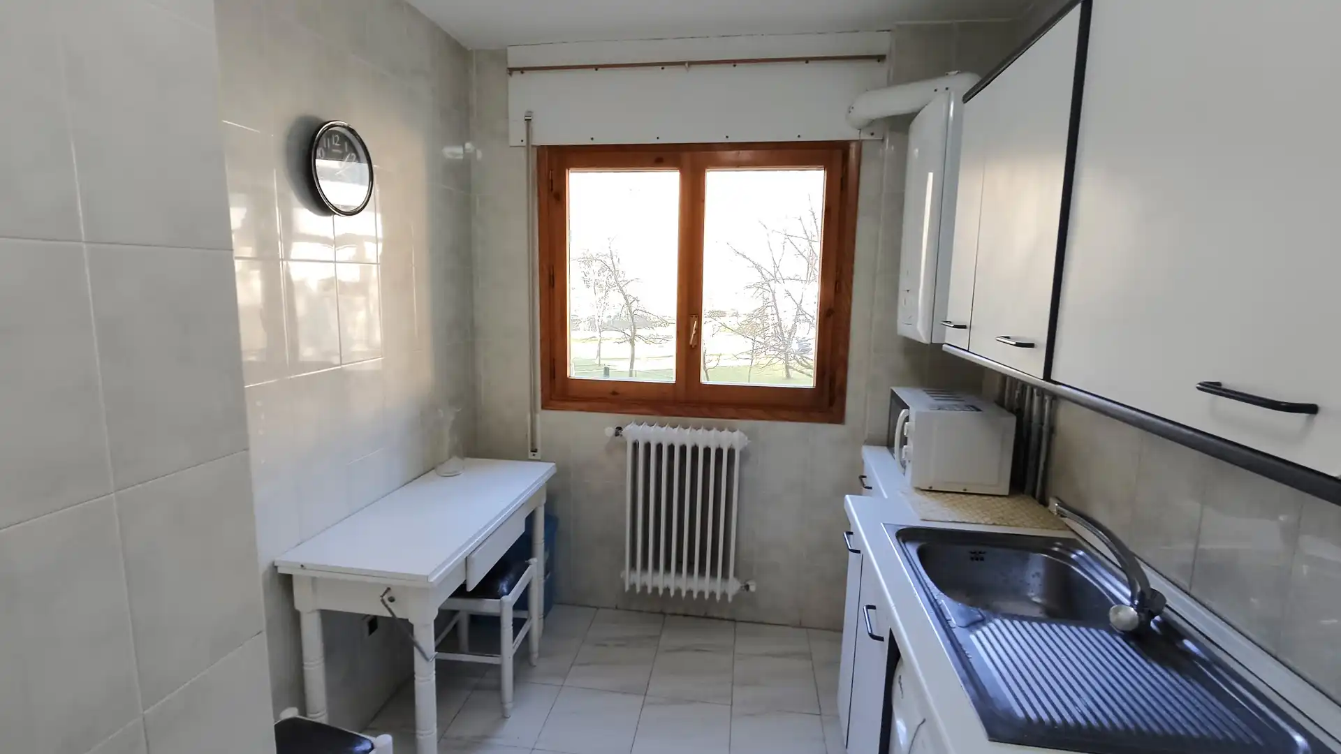 Cocina de Piso en venta en Biescas con Calefacción, Terraza y Amueblado