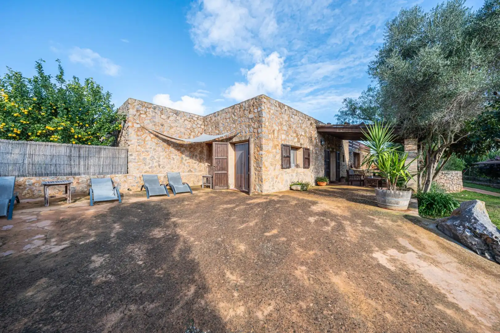 Vista exterior de Casa o chalet en venta en Sant Llorenç des Cardassar