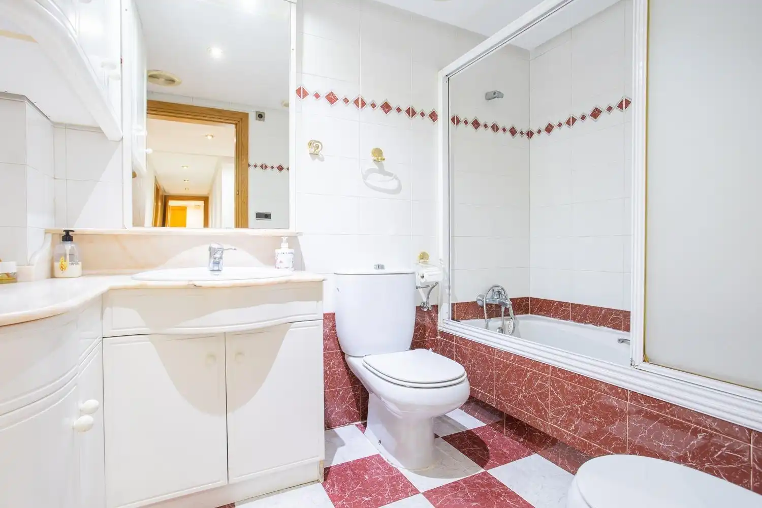 Bathroom of Flat for sale in Murcia  with Air Conditioner, Terrace and Storage room