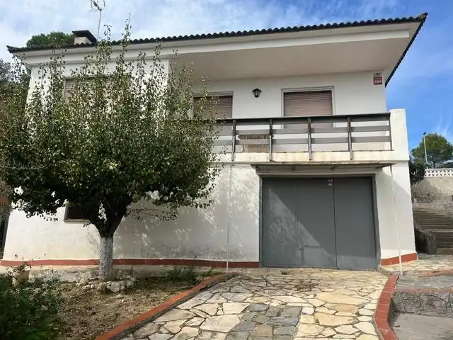 Casa amb terrassa en venda a Piera