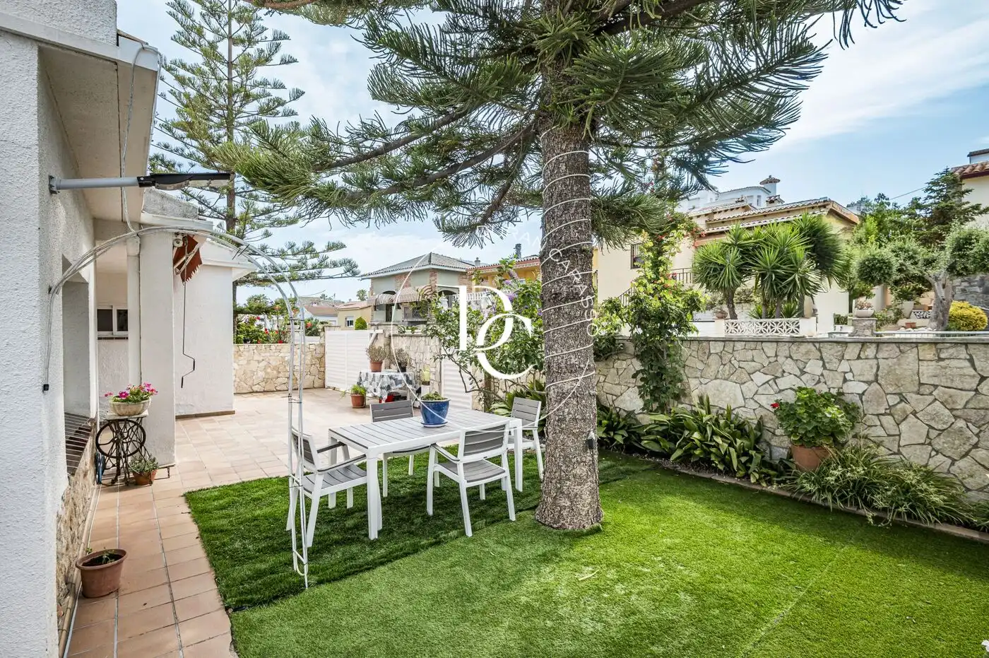 Terrassa de Casa o xalet en venda en Sant Pere de Ribes amb Calefacció, Jardí privat i Terrassa