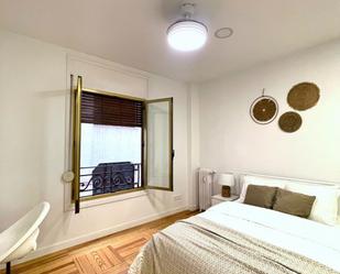 Dormitori de Apartament per a compartir en  Madrid Capital amb Calefacció, Moblat i Forn