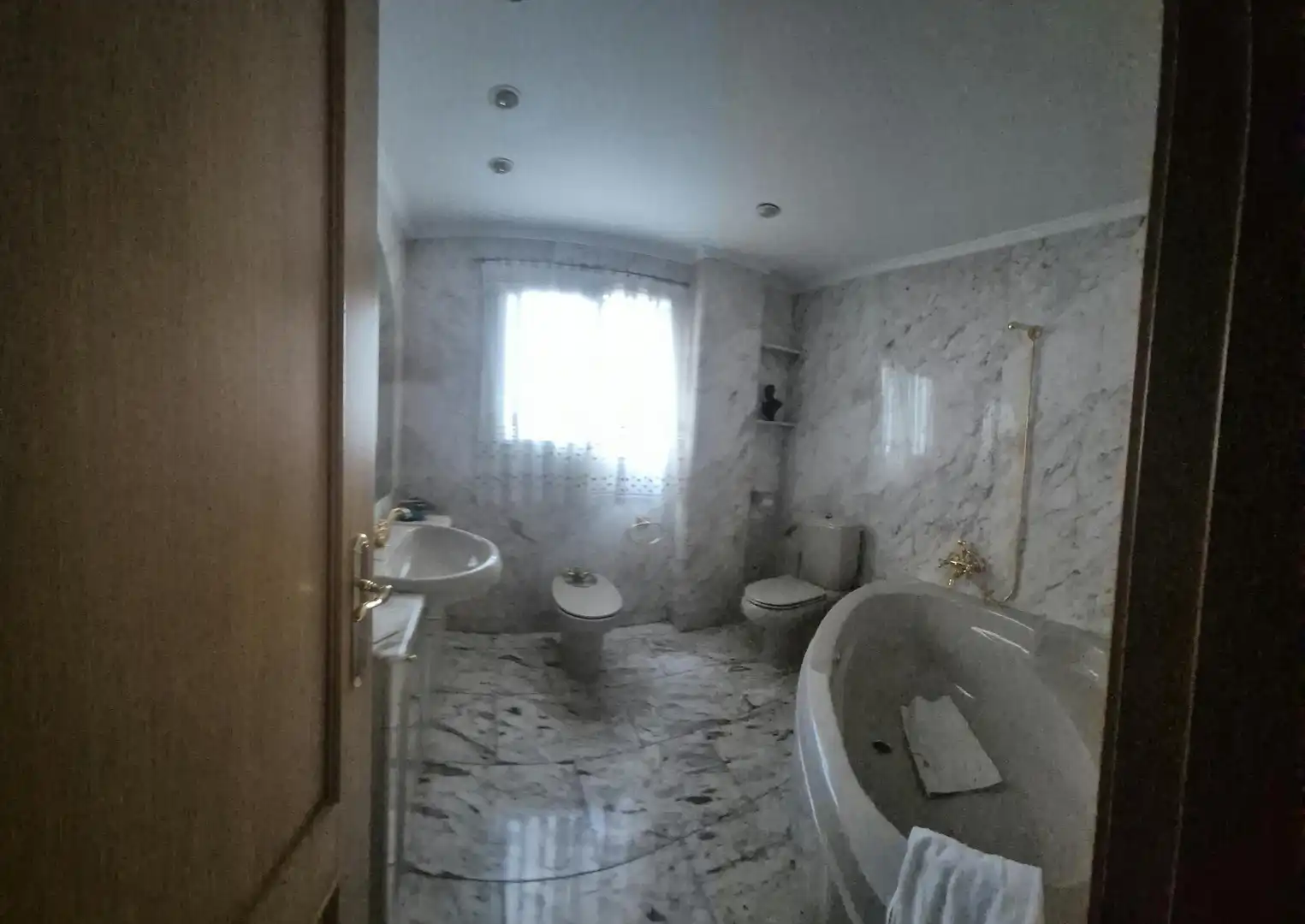 Baño de Piso para compartir en Valencia con Calefacción, Amueblado y Lavadora