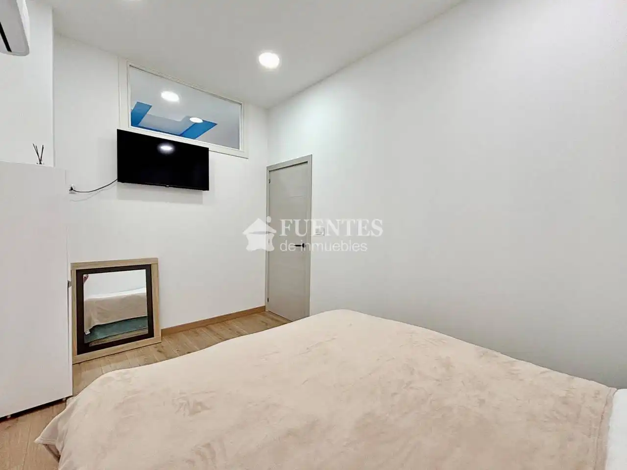 Dormitori de Apartament en venda en Alicante / Alacant amb Aire condicionat i Moblat