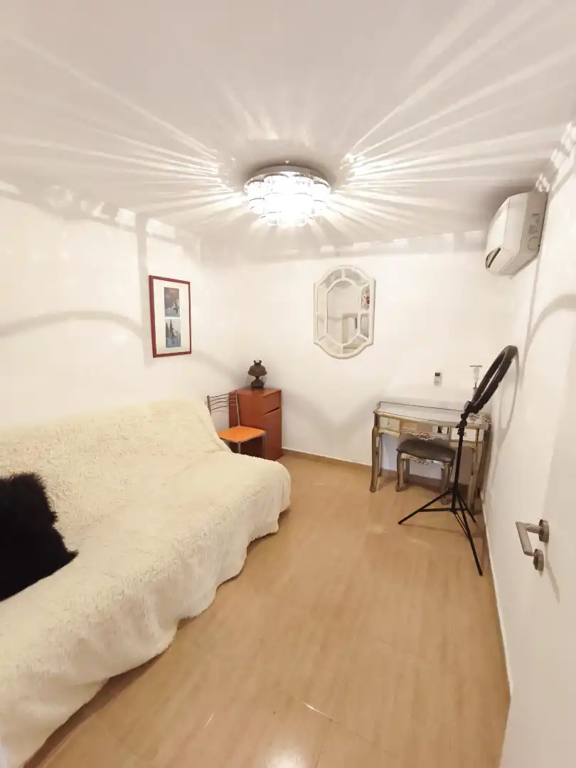 Dormitori de Casa adosada en venda en Salou amb Aire condicionat, Calefacció i Jardí privat