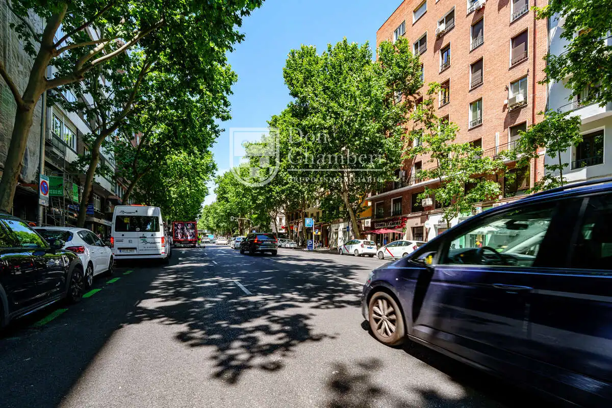 Außenansicht von Wohnung zur Miete in Madrid