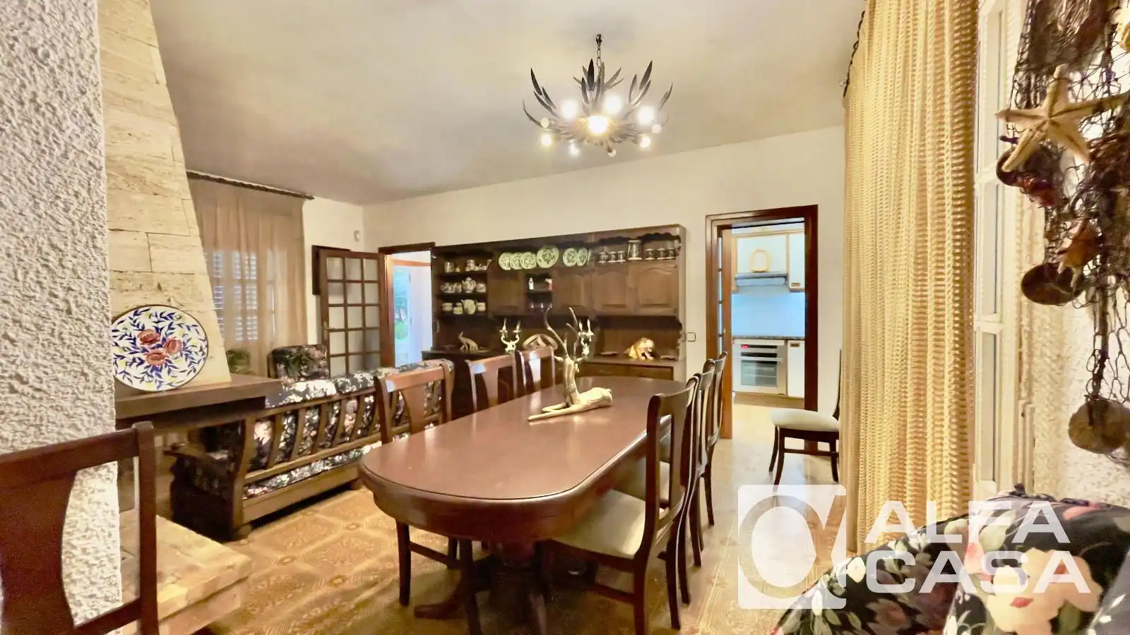 Dining room of Houses for sale in Canyelles