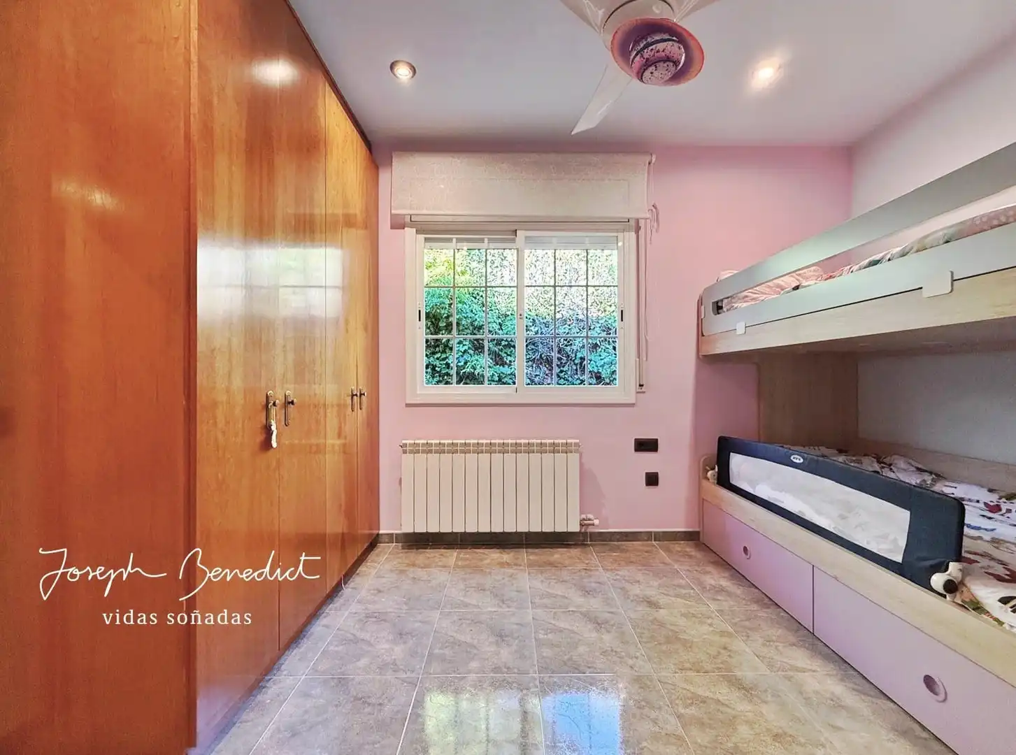 Bedroom of Houses for sale in Begues  with Air Conditioner, Heating and Private garden