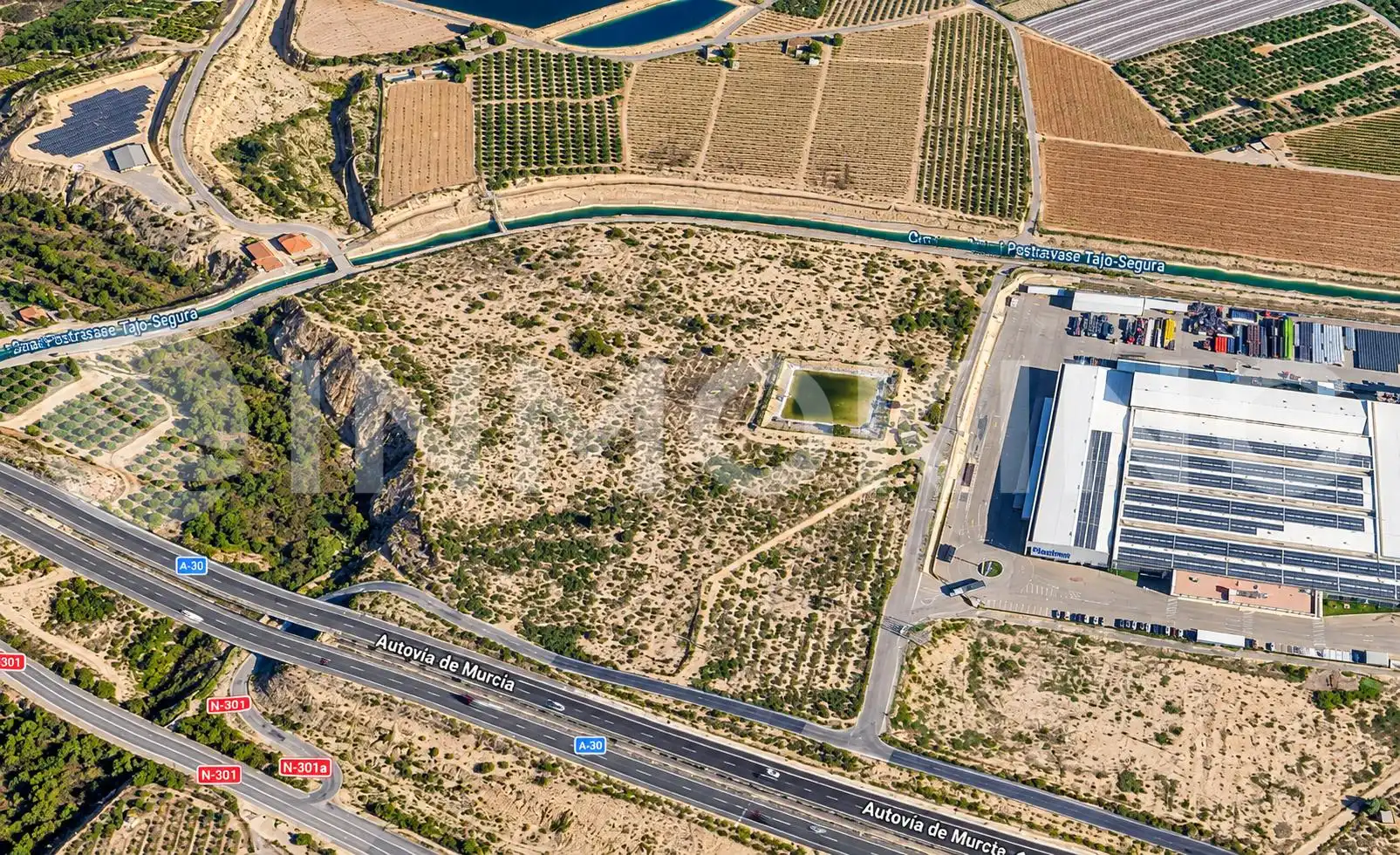Terreny industrial en venda en El Fenazar - Campotéjar