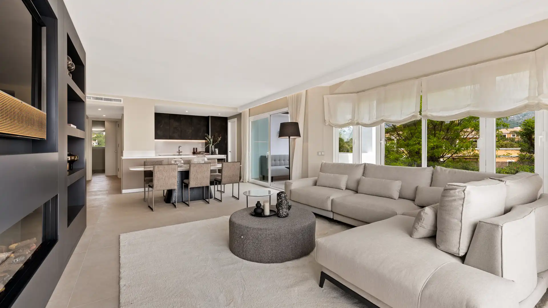 Living room of Apartments for sale in Marbella  with Air Conditioner, Heating and Terrace