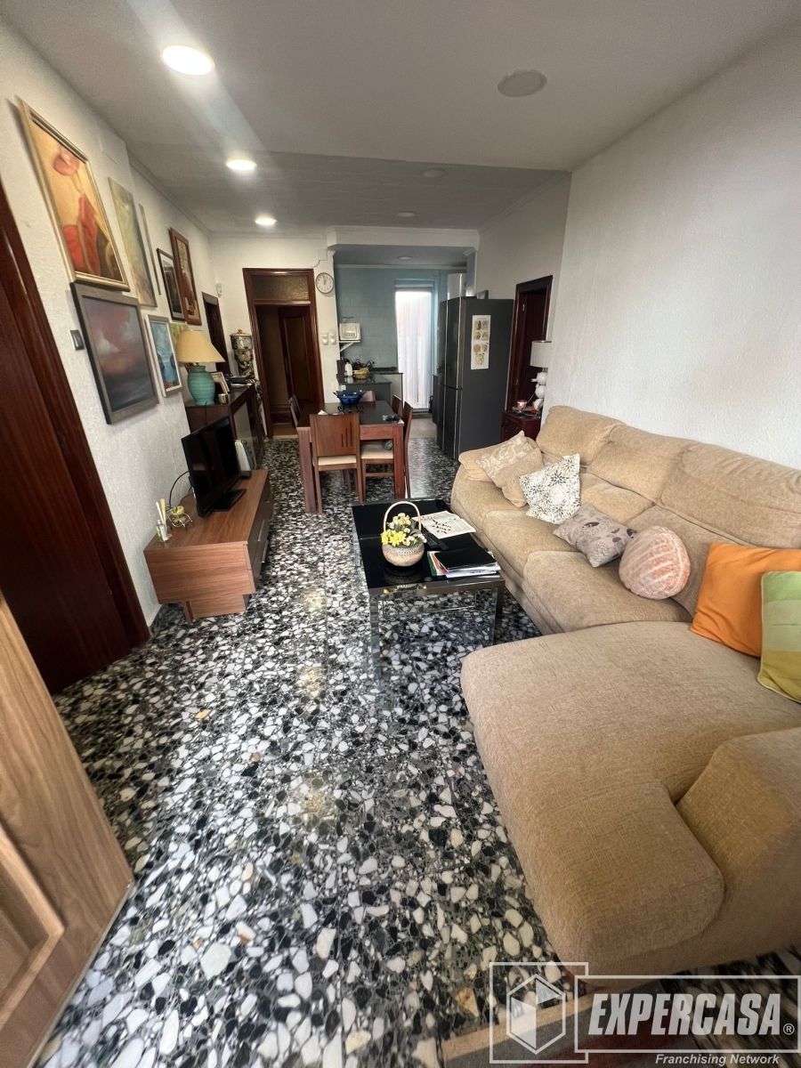 Living room of Flat for sale in Alaquàs  with Terrace and Storage room