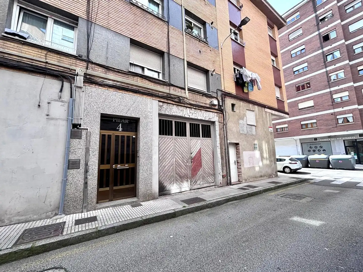 Vista exterior de Local en venda en Gijón 
