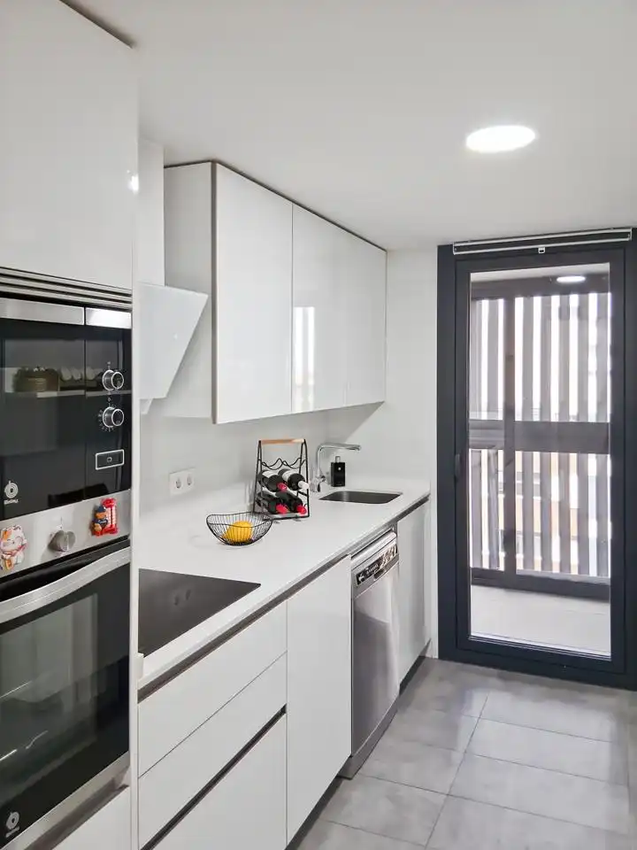 Küche von Wohnung zum Verkauf in Madrid mit Klimaanlage, Heizung und Terrasse